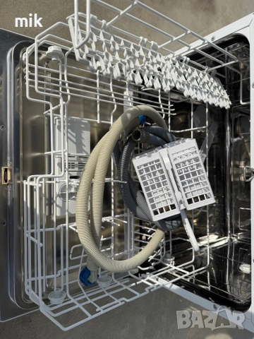 Малка съдомиялна Bosch тип кубче, снимка 6 - Съдомиялни - 54229024