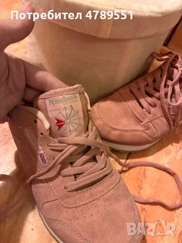 Дамски маратонки Reebok, снимка 3 - Маратонки - 54115028