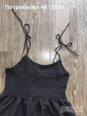 Черна рокля на H&M