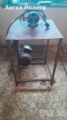 Месомелачка с ел. мотор 0.75kw, снимка 2 - Други машини и части - 54477383