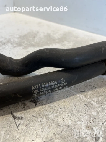 Маркуч за вода 2.0K за Mercedes Slk R171 (2005) A1718300024, снимка 3 - Части - 54078227