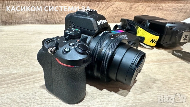 Nikon Z50 в комплект с 2 обектива : Nikkor Z DX 16-50 и Nikkor Z DX50-250