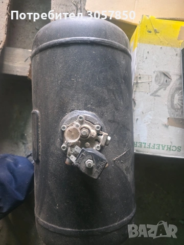 автомобилна газова бутилка