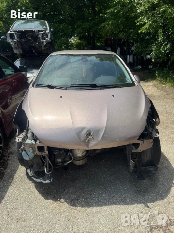 Продавам цял за части Пежо 208 1.6 e-HDI, снимка 5 - Автомобили и джипове - 54878882