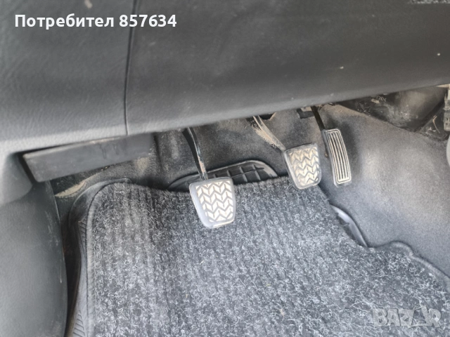 Продавам Toyota Corolla Verso бензин-газ 1,8-129 к.с. 2005 г., снимка 15 - Автомобили и джипове - 54439010
