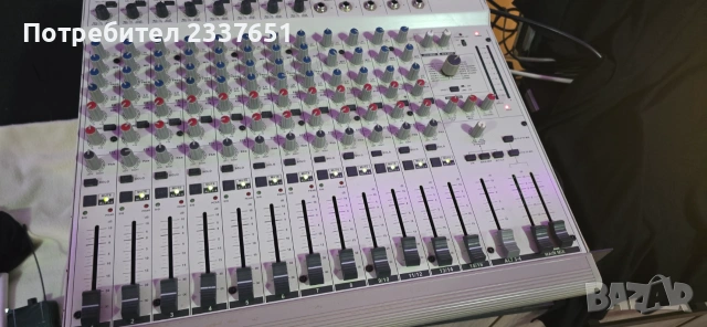 Смесителен пулт Wharfedale Pro R-2004FX (8 Mic/Line + 4 Stereo + Ефекти), снимка 3 - Други - 55192672