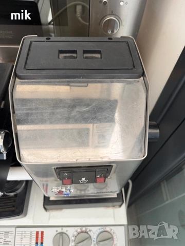 Кафемашина Gaggia с ръкохватка, снимка 3 - Кафемашини - 54409139