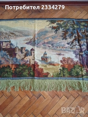 Стар гоблен поставен в остъклена дървена рамка и старинен кавьор за стена., снимка 8 - Гоблени - 54108978