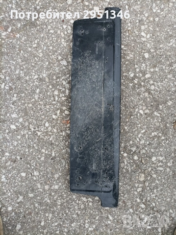 Държач номер лайсна броня BMW E65