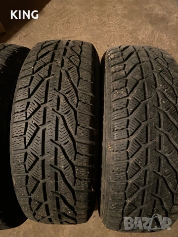 Гуми 235/65/17 дот 2323г , снимка 3 - Гуми и джанти - 54276839