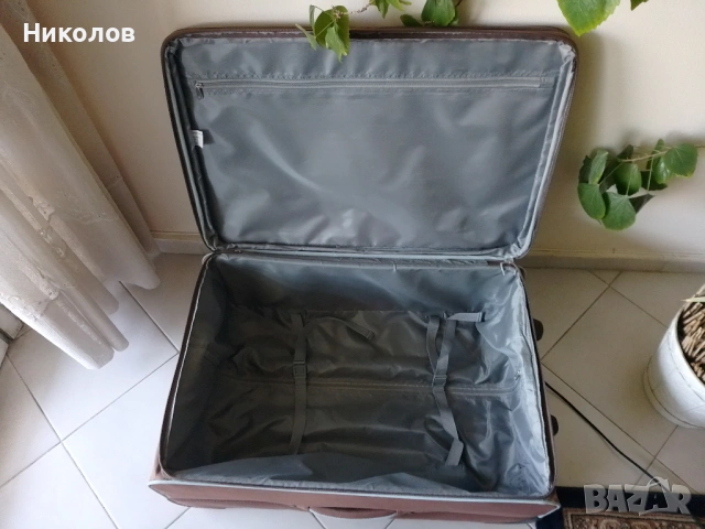 Куфар  "олекотен 3кг" 70/50/35см  "L.Lаmbertаzzi" "20€" Перфектен:+Доставка:, снимка 8 - Куфари - 54665448