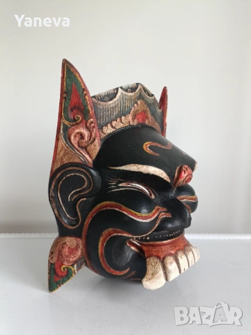 Маска от Индонезия , митично същество , което гони злите духове. , снимка 7 - Декорация за дома - 54059201