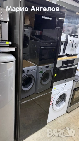 Хладилник с фризер Черно Стъкло А++ Liebherr No Frost GERMANY Гаранция