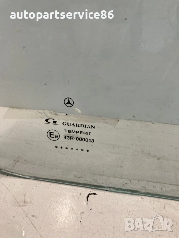 Задно стъкло за кабина за Mercedes 609 / 709 / 811 (1986–1995) , снимка 2 - Части - 55189896