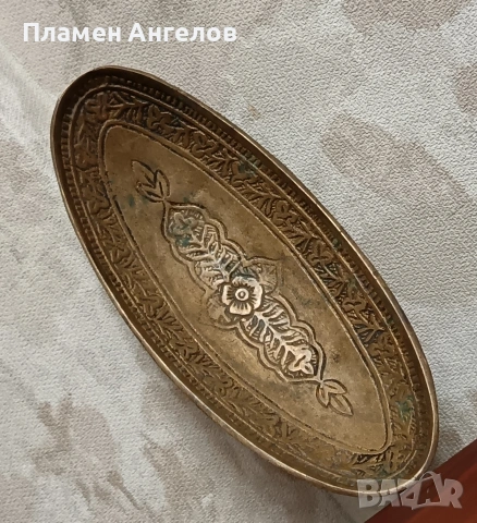 Винтидж месингова паничка, поднос с релефна гравюра. , снимка 7 - Антикварни и старинни предмети - 53954685