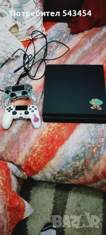 Продава се PlayStation 4 с  15 игри и 2 джойстика 