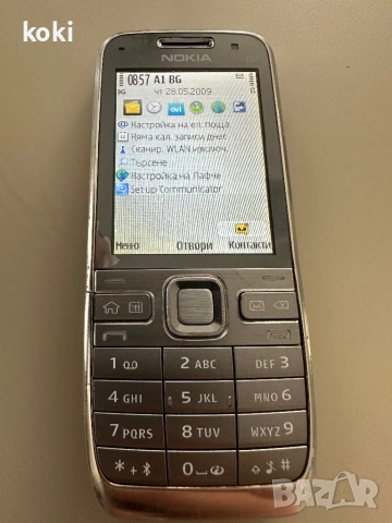 Nokia e52