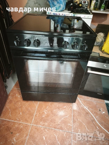 Черна свободно стояща печка Gorenje , снимка 2 - Печки, фурни - 54720366