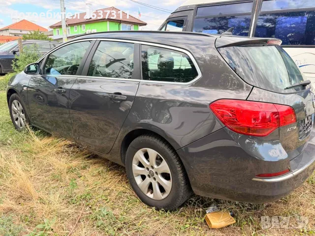 Опел Астра/Opel Astra J 1.4 бензин турбо 140 к.с. на части, снимка 2 - Автомобили и джипове - 55441126