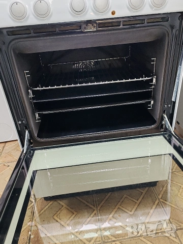 Свободно стояща печка с керамичен плот Voss Electrolux с 2 години гаранция! , снимка 4 - Печки, фурни - 55168207