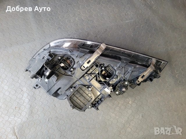 Десен фар за BMW 7 Series G11 Laser light - счупен , снимка 3 - Части - 54317984