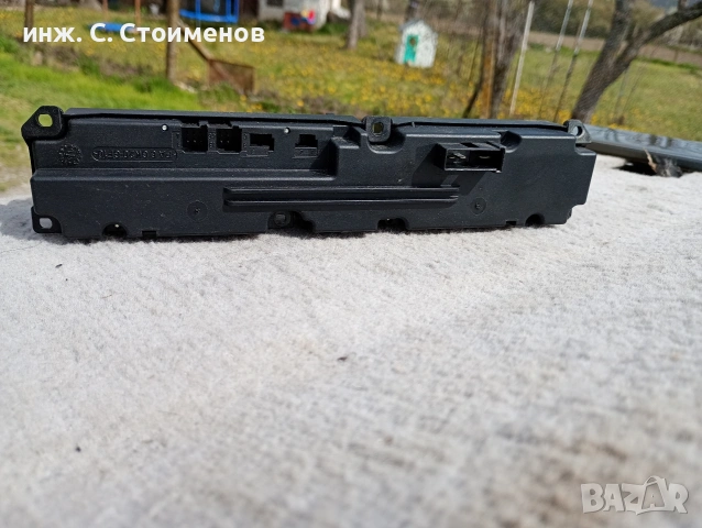 Бутони с подгрев на седалки и аварийни за Mercedes C-Class W203, снимка 2 - Части - 54191679