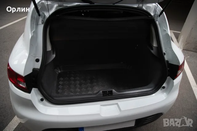 Renault Clio 4 1.5D, снимка 10 - Автомобили и джипове - 55394521