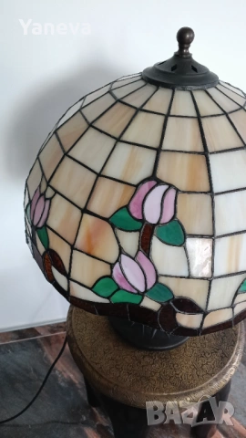 Тифани“ (Tiffany) , голяма и тежка, настолна лампа от немската компания Fischer Leuchten . , снимка 3 - Настолни лампи - 54701672