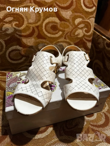 Дамски сандали Mat Star №39 – бели, перфорирани