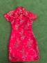 Традиционна китайска рокля Qipao (Ципао) / Сатен и бродерия / Размер S, снимка 1