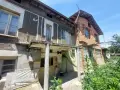 Къща в с.Комарево, снимка 2