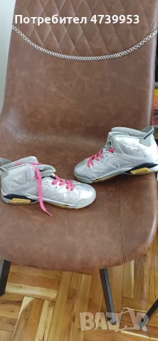 Дамски обувки Jordan , снимка 4 - Маратонки - 55618668