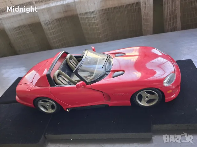 Dodge Viper Rt/10   1:18, снимка 2 - Колекции - 55698359