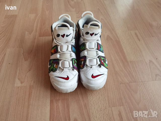 NIKE AIR MORE UPTEMPO „МИР, ЛЮБОВ, СУОШ“, снимка 2 - Маратонки - 55251423