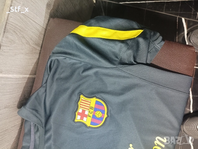 официална тениска на Barça размер L, снимка 2 - Тениски - 55001320