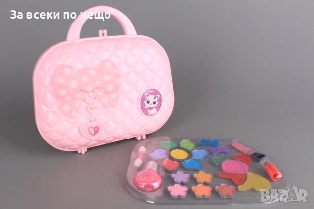 ✨ Детски комплект гримове в куфарче , снимка 2 - Други - 54772976