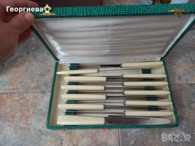 Два комплекта с прибори ножове, снимка 6 - Аксесоари за кухня - 54822824