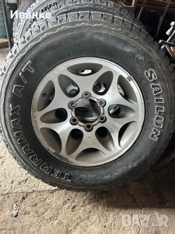 Гуми с джанти Mitsubishi pajero, снимка 4 - Гуми и джанти - 54163253