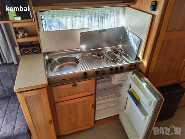 Hymer голяма 4 местна каравана - подходяща за Стационарна, снимка 4 - Каравани и кемпери - 54673857