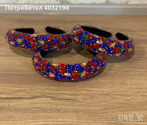 Диадема с цветни камъни, снимка 3 - Аксесоари за коса - 54672976