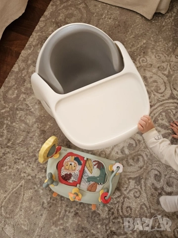 Бебешко детско Столче за хранене и игра Mamas & Papas 2 в 1 Baby Snug, снимка 5 - Столчета за хранене - 54783539