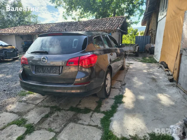 На Части Opel Astra J 1, 7cdti А17DTR , снимка 4 - Автомобили и джипове - 55436802