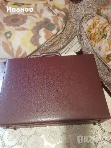 Продавам чисто нов куфар с кодове , снимка 9 - Куфари - 54775761