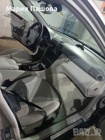 Мерцедес бенз С180 Компресор, снимка 7 - Автомобили и джипове - 54184722