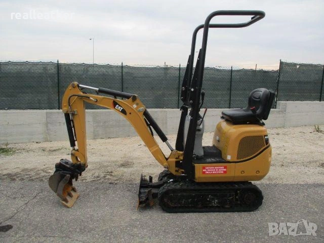 Багер Caterpillar 300.9 D EXCAVATOR, снимка 4 - Индустриална техника - 55014451