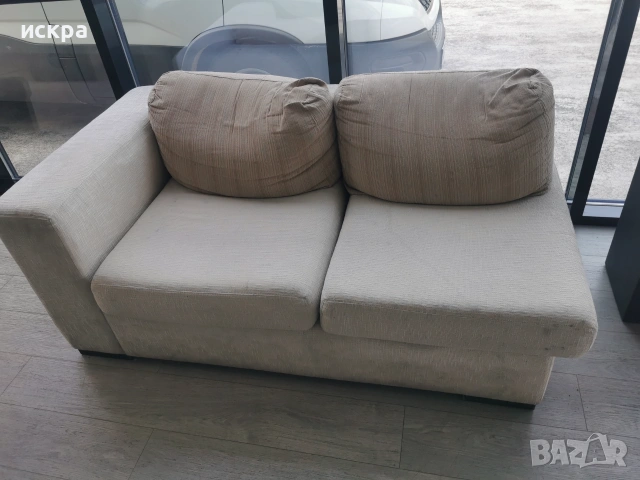 Продавам двуместен диван, снимка 3 - Дивани и мека мебел - 55135968