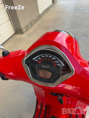 Vespa GTS Super 300, снимка 6 - Мотоциклети и мототехника - 55069849
