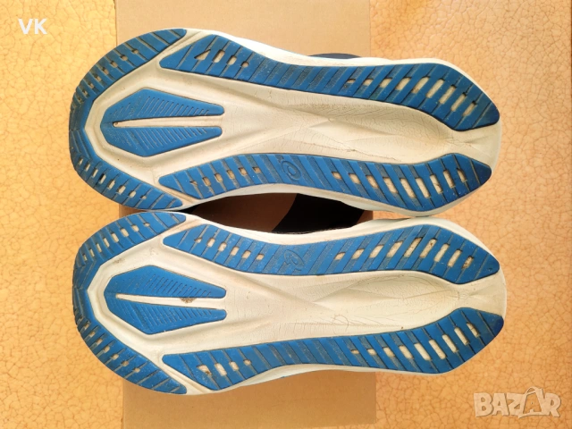 ASICS NovaBlast 5 (29 см. стелка) !, снимка 3 - Маратонки - 54816821