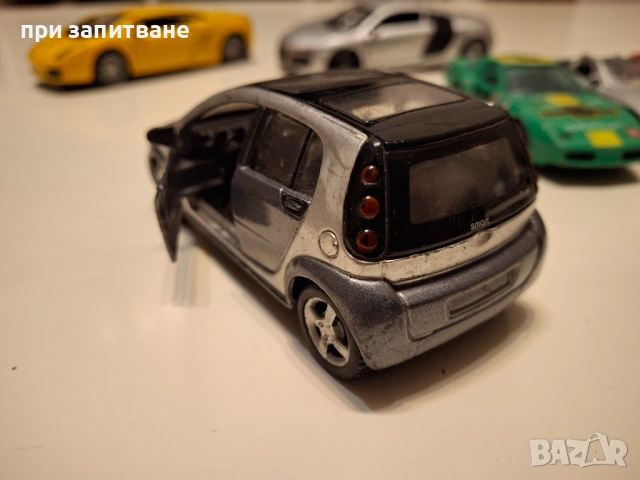 Колички Audi, Porsche 911, Lamborghini, Ferrari, Dodge Ram1/46 до 1/32, burrago Italy 1/43, снимка 16 - Колекции - 50531062