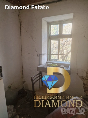 Къща в село Златна ливада обл. Стара Загора, снимка 3 - Къщи - 48039218